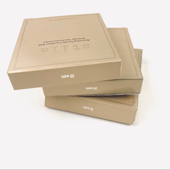 Stila 20 Illuminating Powder Foundation Refill - Picture 2 of 6